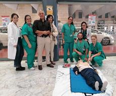 Equipo médicos intensivistas y usuarios del HURS de Córdoba