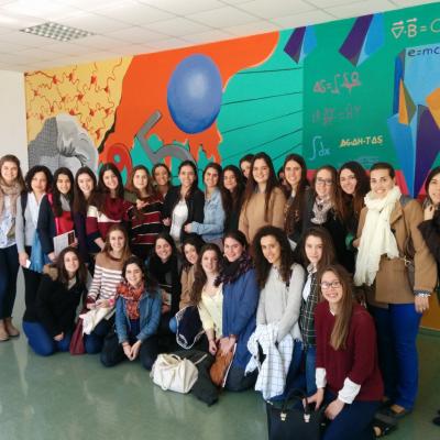 26 de marzo, visita de las alumnas de Secundaria del Colegio Zalima de Córdoba