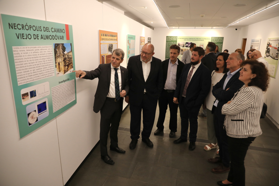 Una exposición de la UCO en la que colabora Patricia muestra el papel de la Química en el estudio del patrimonio arqueológico de Córdoba