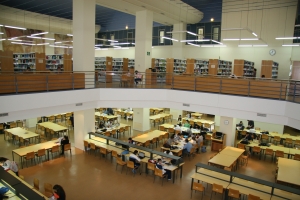 Vista general de la Biblioteca Universitaria.