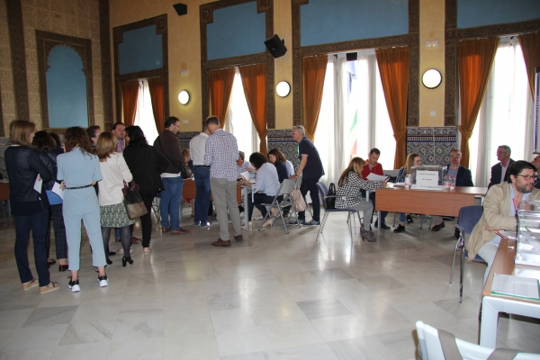 Un momento de las votaciones en la elecciones sindicales de la Universidad de Córdoba.