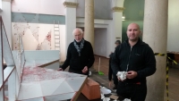 Juan Serrano y Miguel Losada recuperan la instalación ‘Ensamble’ en Filosofía y Letras
