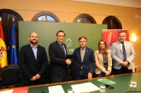 La UCO y la Consejería de Medio Ambiente firman un convenio para crear la Unidad de Investigación en Recursos Cinegéticos y Piscícolas