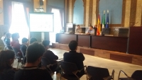 Estudiantes de Secundaria dialogan con José Ramón Alonso