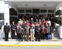 Alumnos de la Cátedra Intergeneracional visitan Cádiz y la Base de Rota