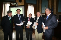 De izquierda a derecha, Juan José Primo Jurado, José Carlos Gómez, Joaquín Criado, José Cosano y Fernando López Mora