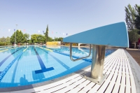Imagen de la piscina del Campus de Rabanales.