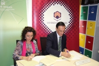 Isabel Baena Y Jose Carlos Gómez firman el convenio