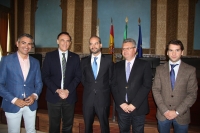 De izquierda a derecha, Emiliano Pozuelo, J. Carlos Gómez Villamandos, Juan Manuel Roa, Esteban Morales y Fernando Priego.