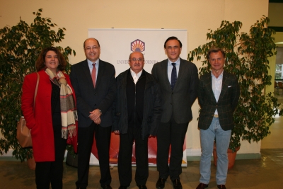 De izquierda a derecha, Mª del Carmen Balbuena, Antonio Cubero, José Castro, José Carlos Gómez Villamandos y Rafael Jordano.