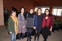 De izquierda a derecha, Angélica Olivares, Beatriz Corpas, Mª del Mar García, Rosario Mérida y Elena González.