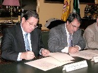 La Universidad de Córdoba y el BBVA firman un contrato de prestación de servicios bancarios y financieros