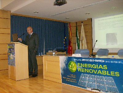 Una treintena de empresas del sector de las energas renovables participan en un encuentro organizado por la OTRI de la Universidad de Crdoba