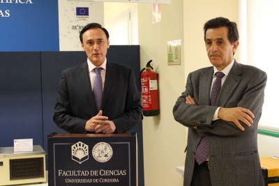 El rector de la Universidad de Crdoba, Jos Carlos Gmez Villamandos, y el decano de la Facultad de Ciencias, Manuel Blzquez