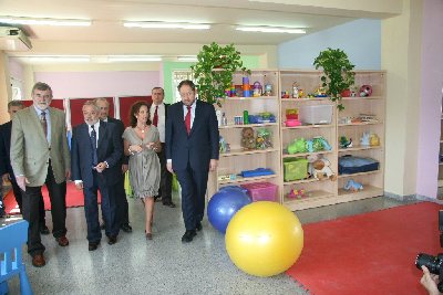 Salud, la Universidad y el Ayuntamiento abren un nuevo centro infantil de atencin temprana en el campus de Menndez Pidal