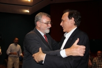José Manuel Roldán felicita al rector electo, José Carlos Gómez Villamandos