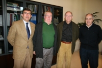 El vicerrector de Poltica Cientfica, Enrique Aguilar (el segundo por la izda.) con los integrantes del jurado Rafael Beltrn, Agustn Zapata y  Miguel A. Losada.
