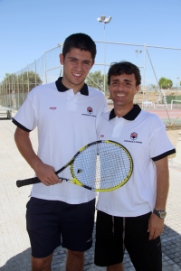 Pedro Torralbo (izqda), junto al técnico Rafa Ramírez