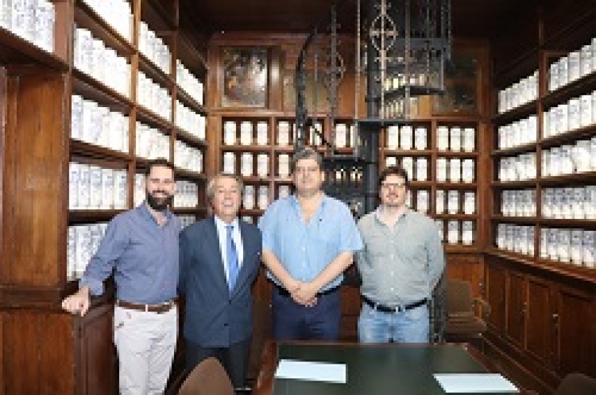 Un convenio entre la UCO y el Colegio de Farmacéuticos permitirá investigar la historia de la Farmacia en Córdoba