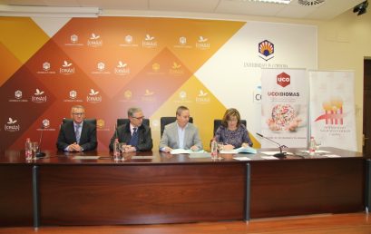Ucoidiomas y la Hermandad de La Sagrada Familia de Cajasur firman un convenio de colaboración