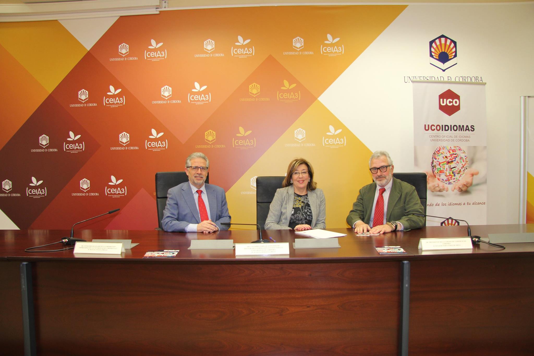 UCOidiomas y la Cámara de Comercio de Córdoba firman un convenio de colaboración