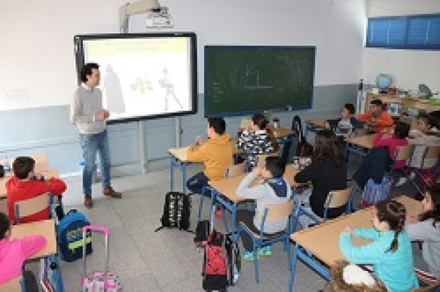 La UCO organiza el primer taller científico de ‘Ingenios en Ruta’ con la asociación Autismo Córdoba