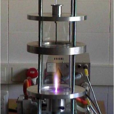 Plasmas de Microondas a presión atmosférica: Antorcha de Inyección Axial (TIA) con reactor.