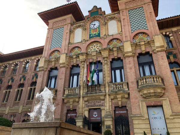 Imagen de archivo de la fachada del Rectorado de la UCO