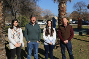 El equipo investigador autor de este trabajo. De izquierda a derecha, Irene Fernández, Juan Antonio Rodríguez, Carmen Alcaide y Emilio Camacho