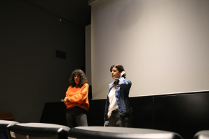 Las periodistas Silvia Márquez y Elena Lázaro durante la presentación
