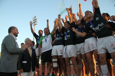 El equipo de Coimbra en el podio