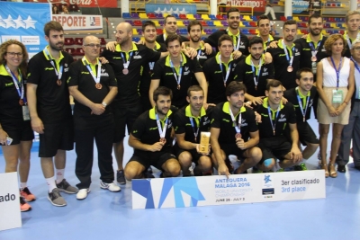 Equipo español tras obtener la medalla de bronce del campeonato.