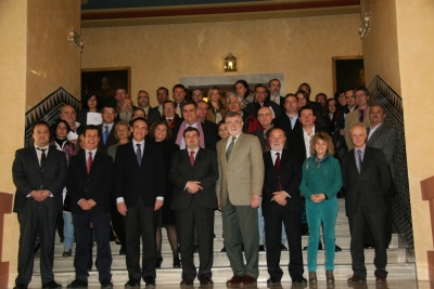 Los rectores y coordinadores del ceiA3 junto a los directores de los programas de Doctorado del ceiA3