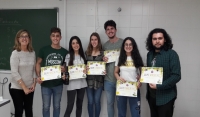 Ganadores del Concurso de Cata Ciega “Nariz de Oro” formados por alumnos de CYTA y Química, con la Profesora Lourdes Moyano