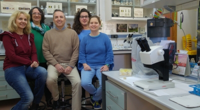 Investigadores del Laboratorio de Genotoxicología de la Universidad de Córdoba y del área de Genómica y Biotecnología del Centro IFAPA La Mojonera