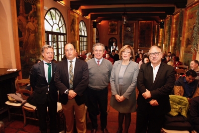 De izquierda a derecha, Rafael Jordano, Enrique Garrido, Alfonso Garca-Ferrer, Julieta Mrida y Eduardo Ramos en la inauguracin de la jornada.