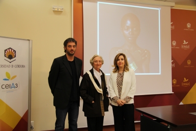 De izquierda a derecha, Pablo Rabasco, Pilar Citoler y Rosario Mérida en la presentación de la novena edición del premio.