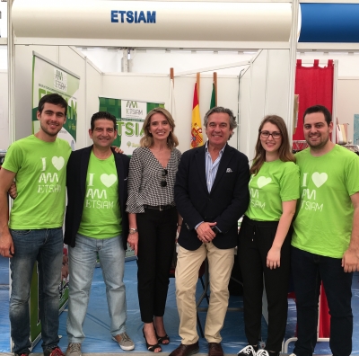 La ETSIAM presenta su oferta formativa en la III Feria Comercial y Agrícola de Herrera