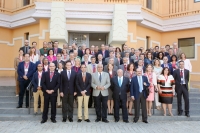 Foto de familia del plenario de la Sectorial de Investigación de la CRUE celebrada en Sevilla