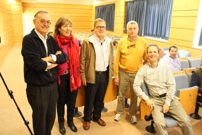 Rafael Espejo (centro), junto con los organizadores del ciclo de conferencia con motivo del Año Internacional de los Suelos en la Universidad de Córdoba